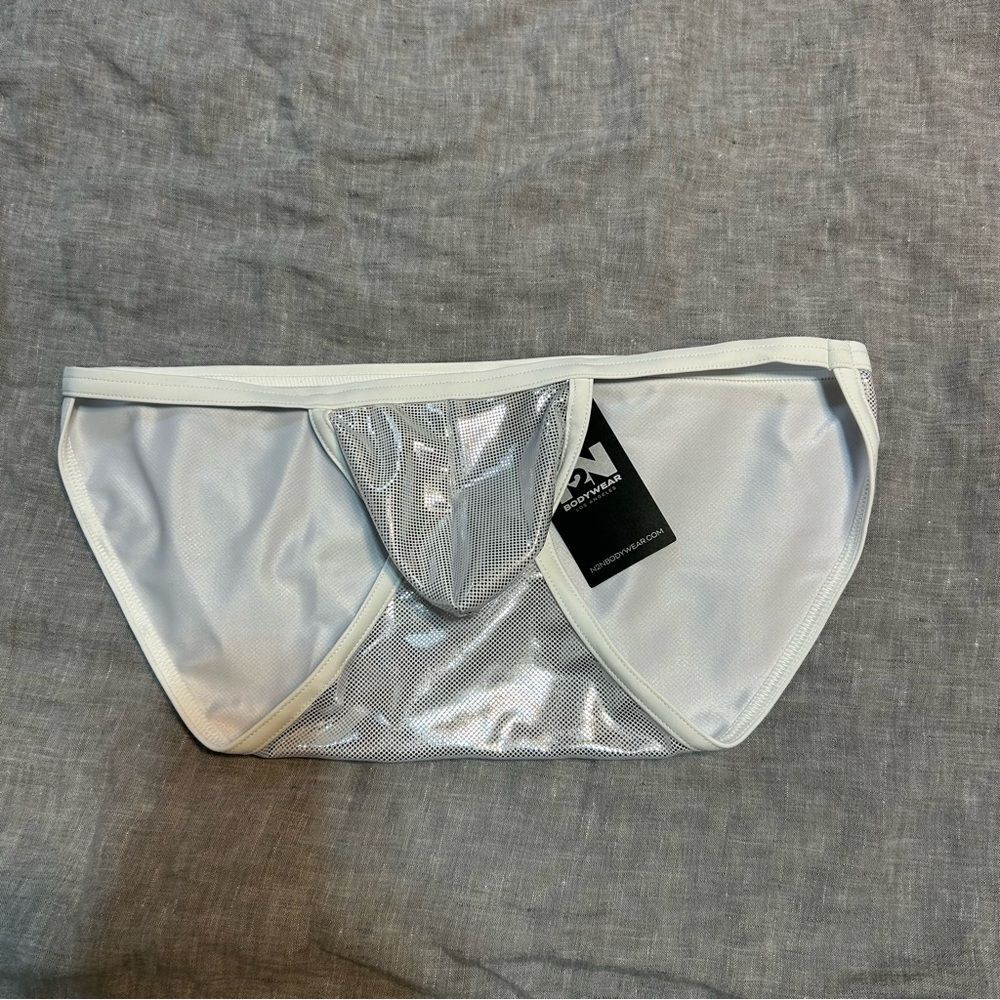 N2N Bodywear Silver Metallic Shiny High Cut Pouch Briefs Large NWT Flashy